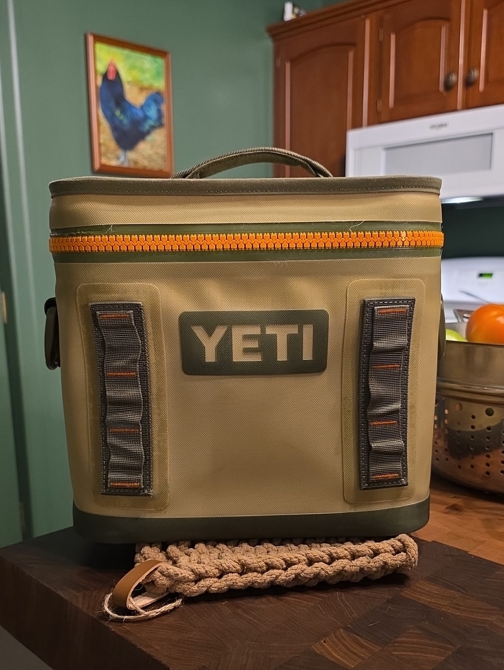 Yeti Hopper Flip 8 Soft Cooler Bag Tan Orange Zipper Flaw - Fully Functional